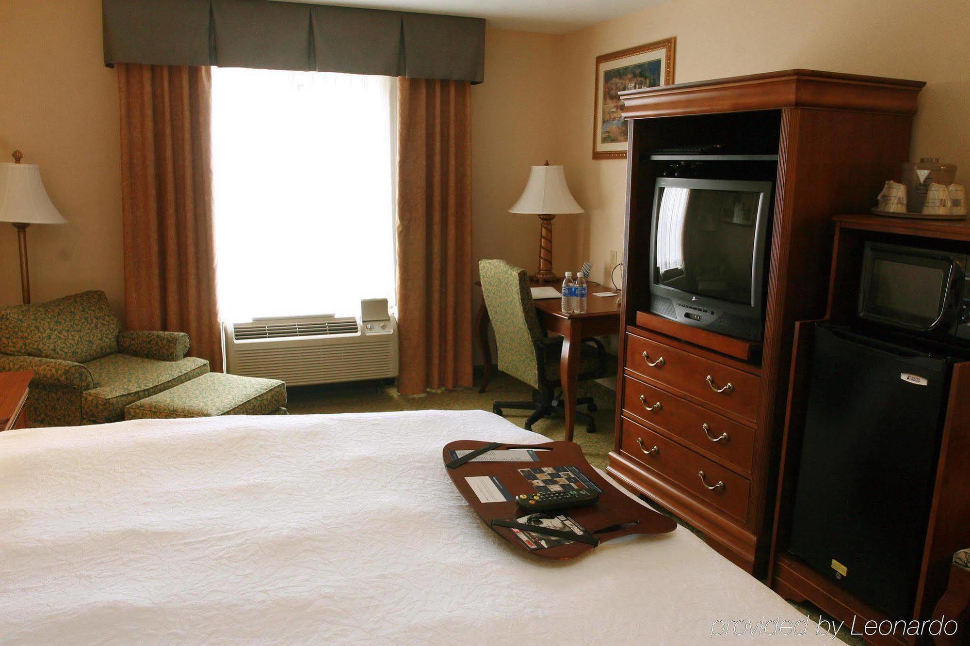 Hampton & 3* Roswell